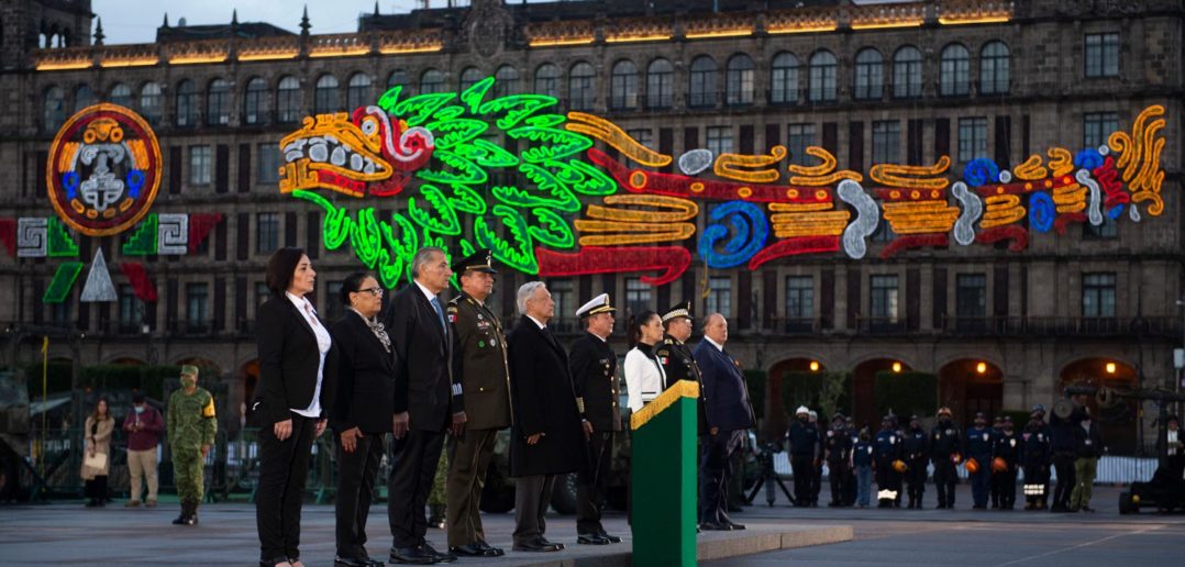 Gobierno Federal iza bandera en memoria de las víctimas por los sismos del 19 de septiembre