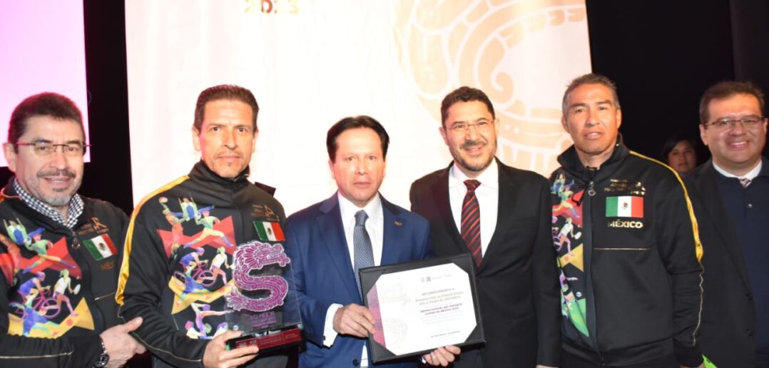 Fundación Alfredo Harp Helú para el Deporte recibe Premio del Deporte de la CDMX