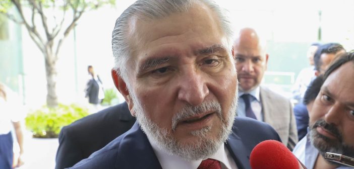 Se acabarán los viajes internacionales con cargo al erario, refiere Adán Augusto López Hernández