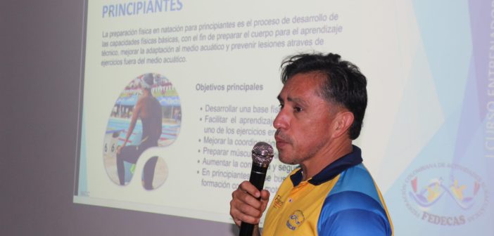 Inició el I Curso Nacional de Entrenadores FEDECAS en tres ciudades de Colombia